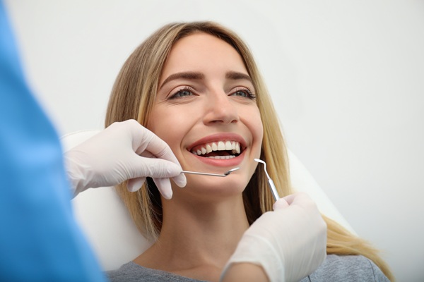 Teeth Straightening Options From A Cosmetic Dentist